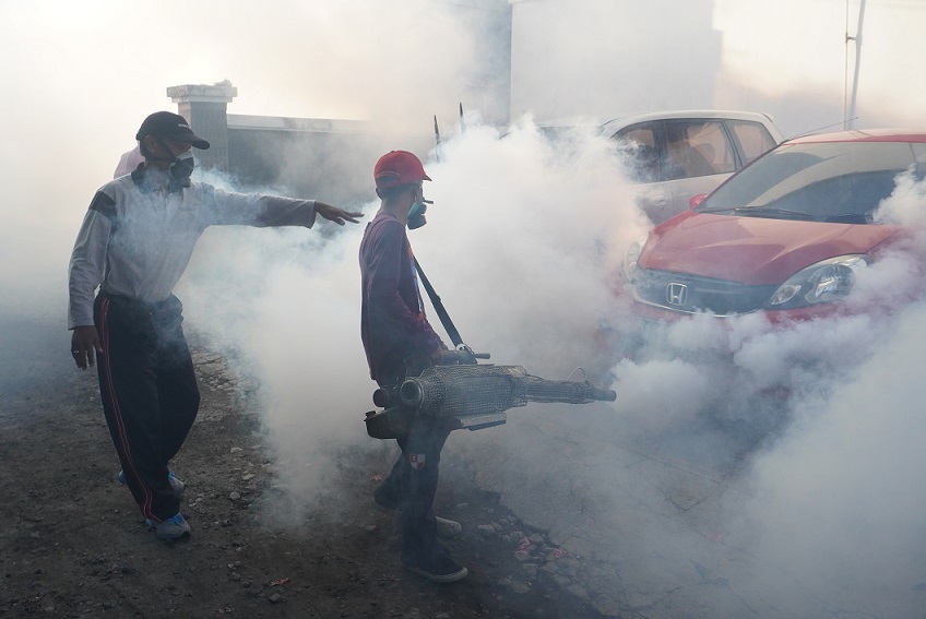 KEGIATAN FOGING FOKUS JL. BADAK SARI IV NO. 12 BANJAR BADAK SARI